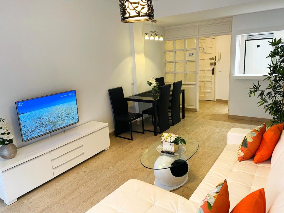 Palacio Apartments Madrid Exterior photo