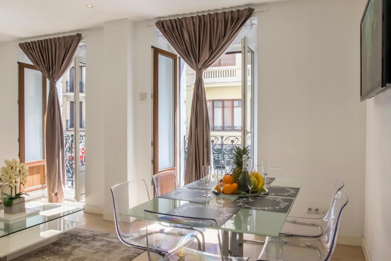 Palacio Apartments Madrid Exterior photo