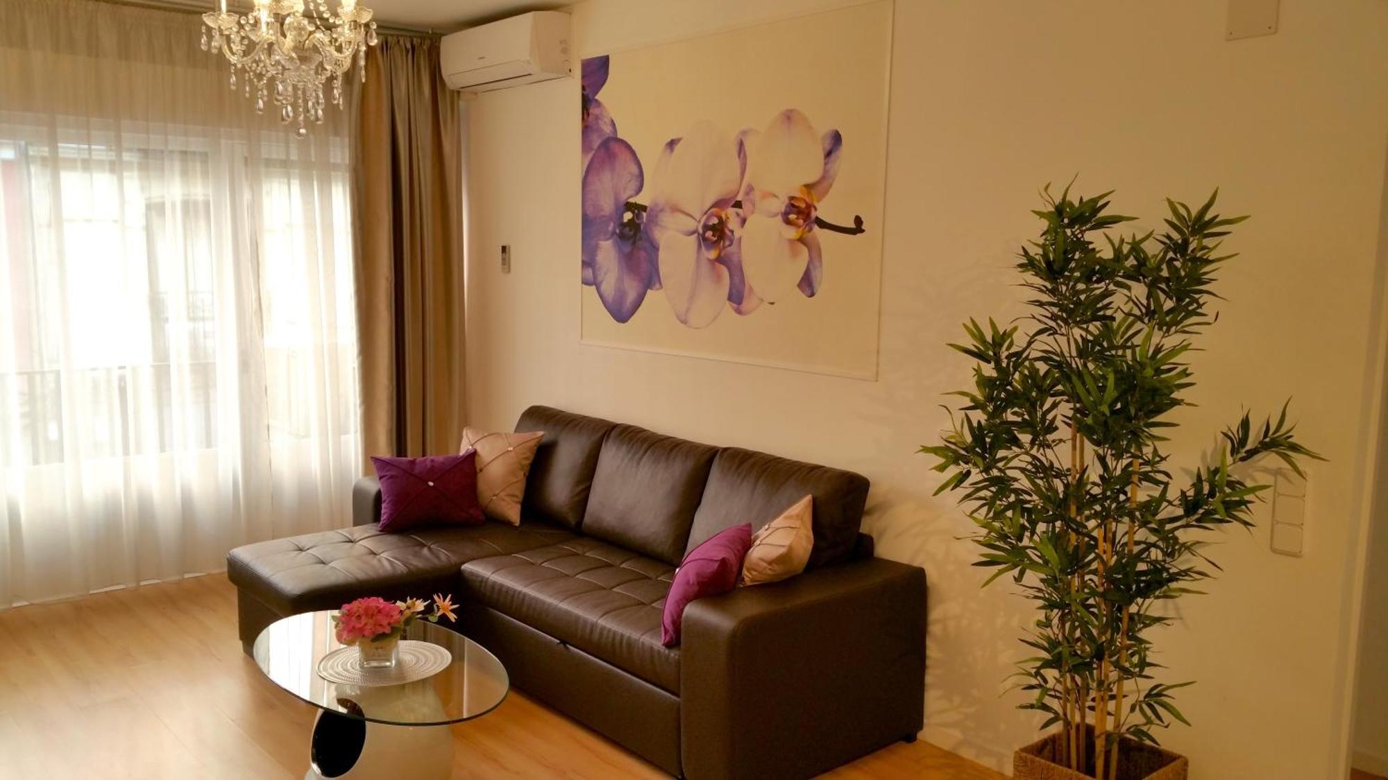Palacio Apartments Madrid Exterior photo