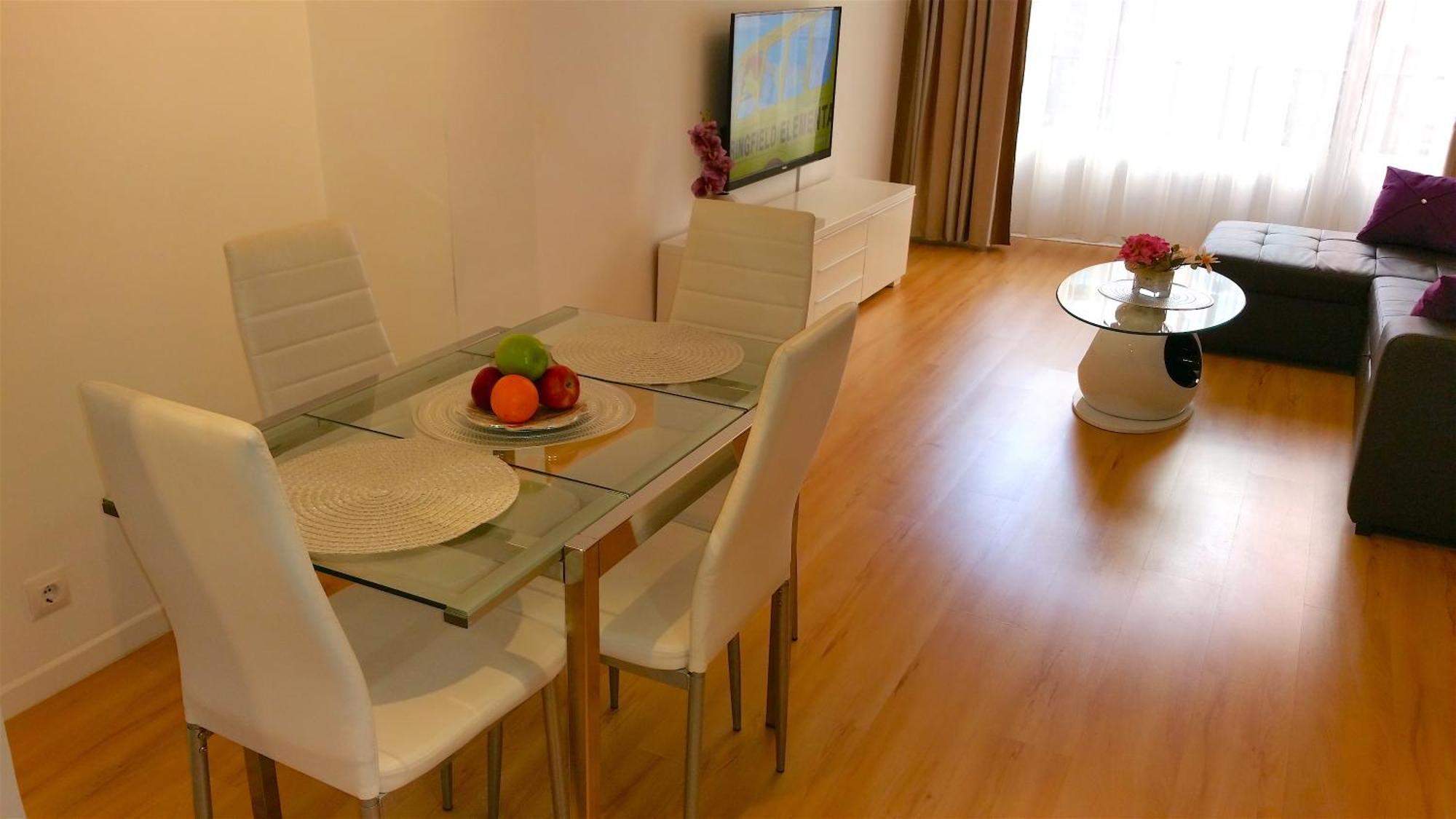 Palacio Apartments Madrid Exterior photo